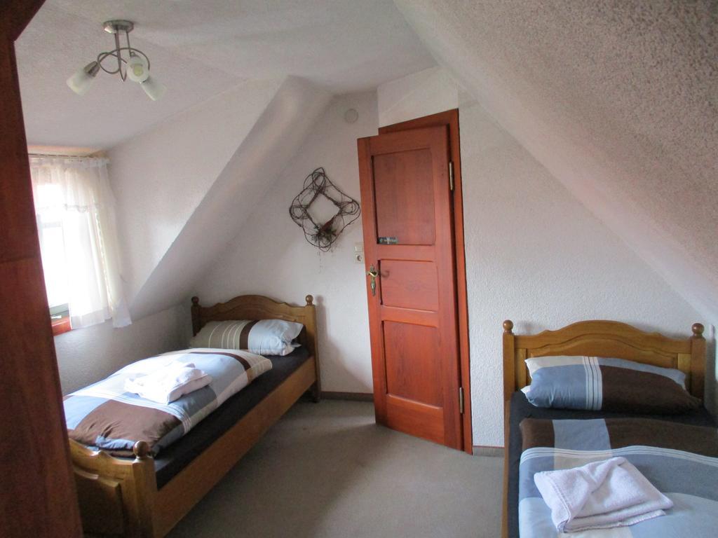 Hotel Erfurter Kreuz Kirchheim  Εξωτερικό φωτογραφία