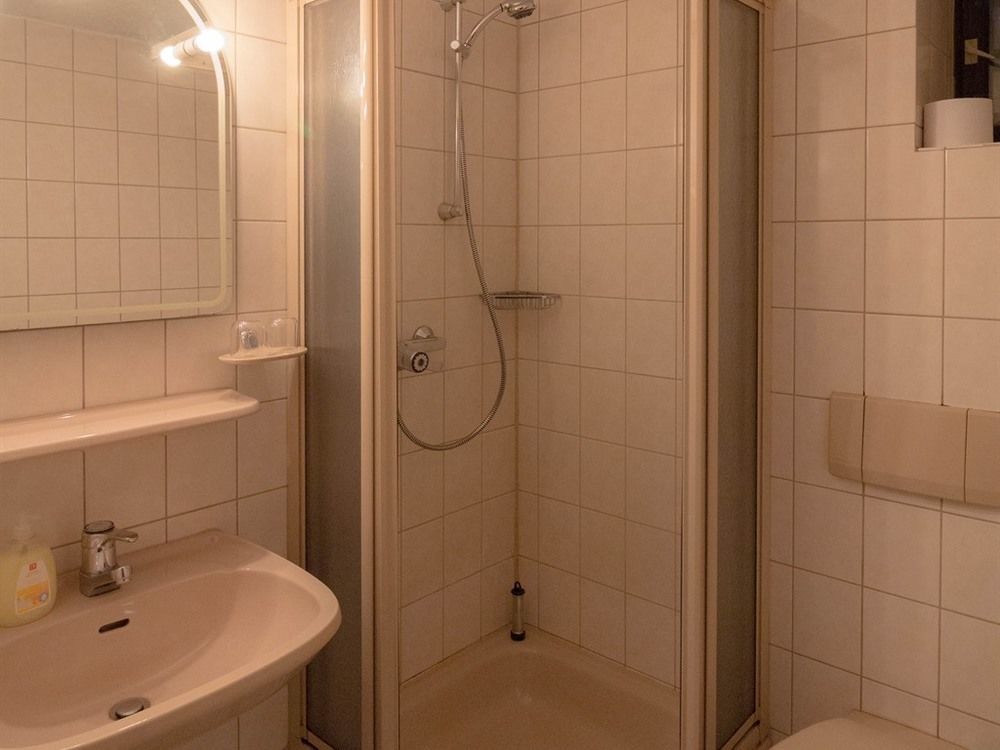 Hotel Erfurter Kreuz Kirchheim  Εξωτερικό φωτογραφία